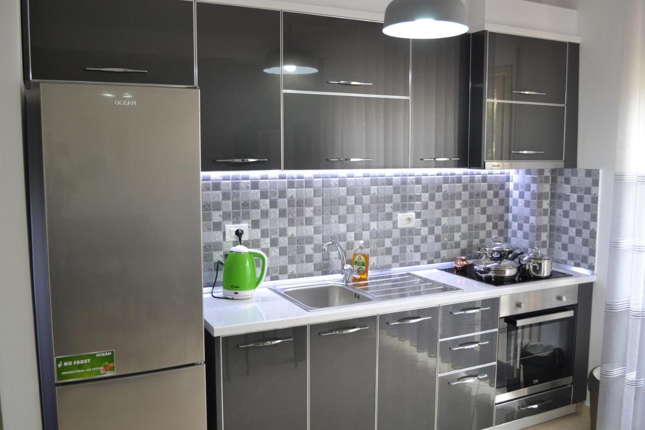 Seaview Gateway 2 Bedrooms Apartment & Garage Vlorë Exterior foto